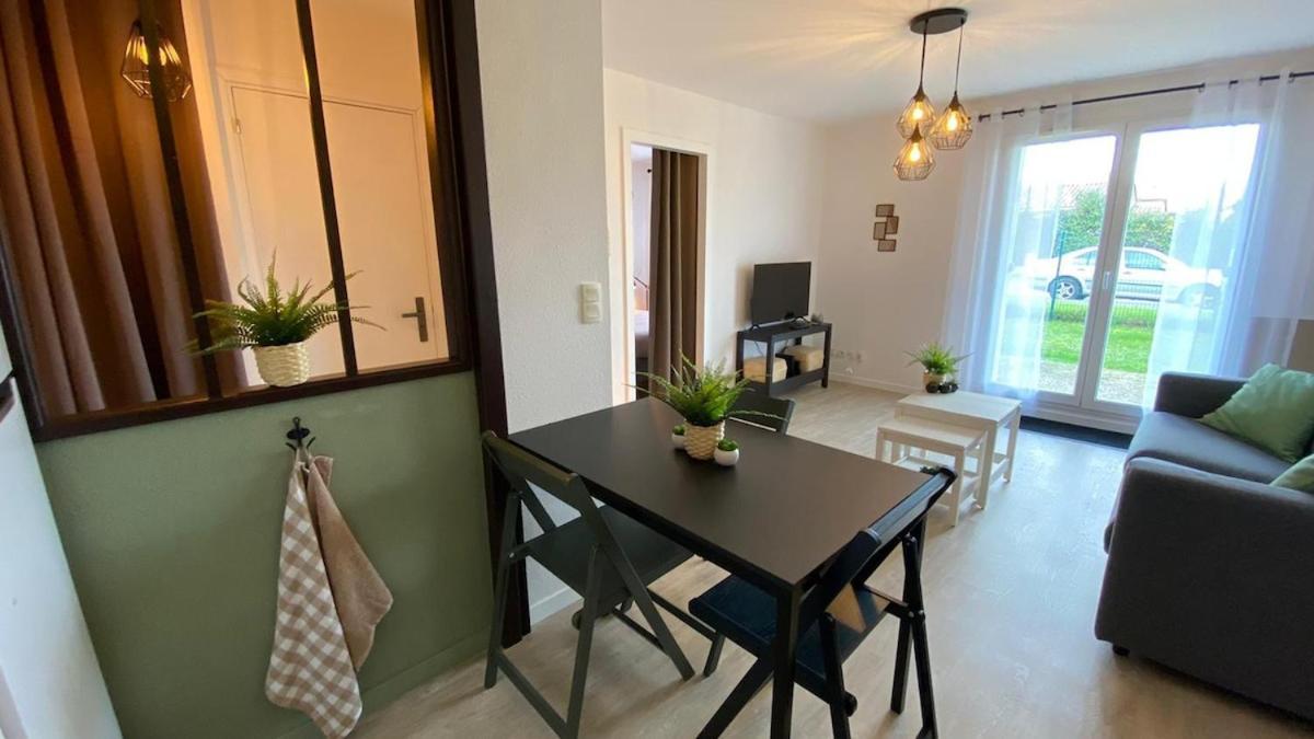 Le Sporting Land - Avec Entree Autonome, Parking Prive & Sa Piscine ! - Apartment Gaillac Luaran gambar